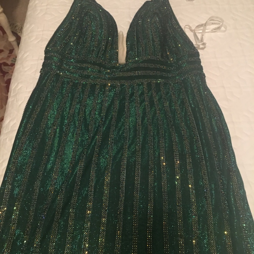 Prom or Ball gown - Picture 4 of 6